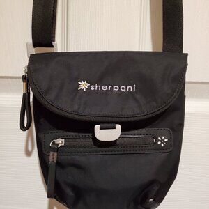 Sherpani Black Pica Crossbody Bag